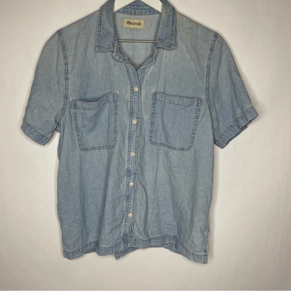 Madewell Chambray Light Wash Denim Button Down Shirt